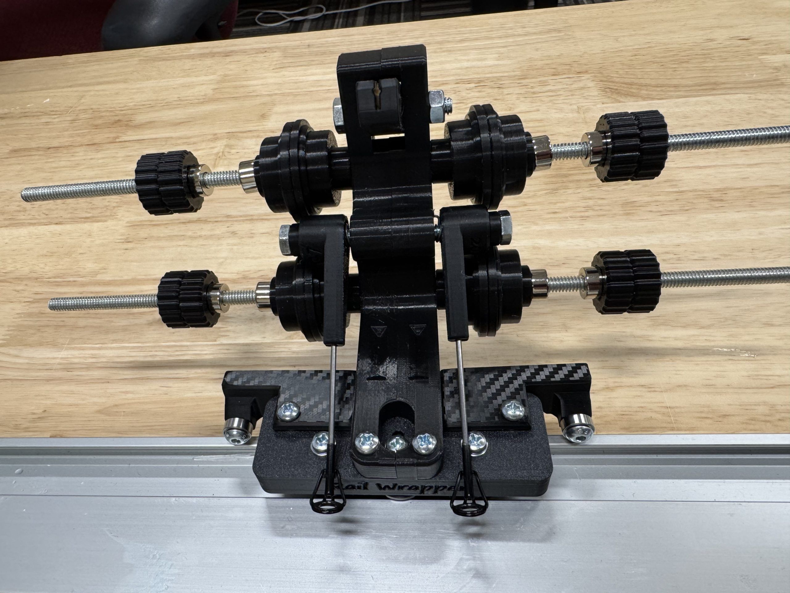 Rail Wrapper Thread Carriage – HFF Custom Rods